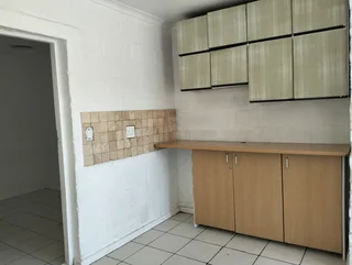 Secure 1-bedroom Apartment In Lotus River - F1bb