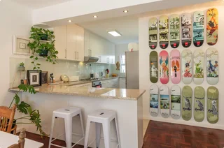 Spacious 2-Bedroom And 1-Bath Apartment In Sea Point