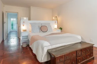 Spacious 2-Bedroom And 1-Bath Apartment In Sea Point