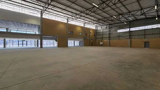 Showroom space available To Let with exposure on the R24 in Meadowdale.