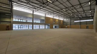 Showroom space available To Let with exposure on the R24 in Meadowdale.