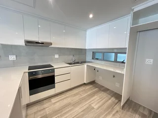 Modern 2 Bed 2 Bath Apartment in Umhlanga Rocks