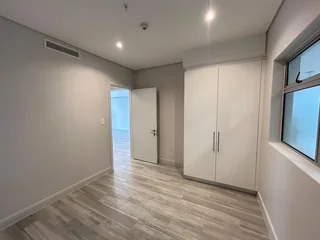 Modern 2 Bed 2 Bath Apartment in Umhlanga Rocks