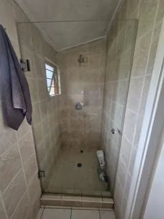 Spacious 2-Bedroom Home For Rent