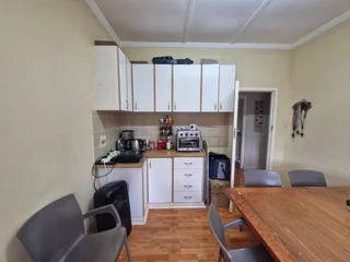 Spacious 2-Bedroom Home For Rent