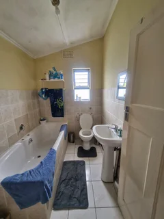 Spacious 2-Bedroom Home For Rent