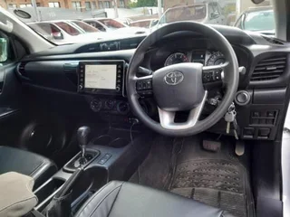 2022 Toyota Hilux 2.4 GD-6 X/Cab RB SRX AT
