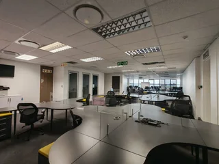 625 Square Meter AAA-Grade Office To Let In Menlyn – Premium Workspace With Full Backup Power