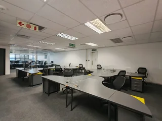 625 Square Meter AAA-Grade Office To Let In Menlyn – Premium Workspace With Full Backup Power