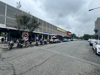 Modern Office Space To Let at Parktown Quarter