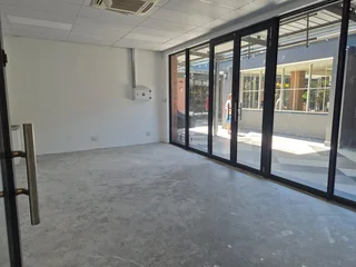 35m² Retail Space To Let In Durbanville