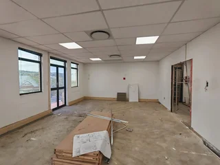 81 Square Meter Office To Let In Faerie Glen – Ready to move in early 2026