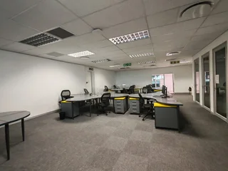 625 Square Meter AAA-Grade Office To Let In Menlyn – Premium Workspace With Full Backup Power