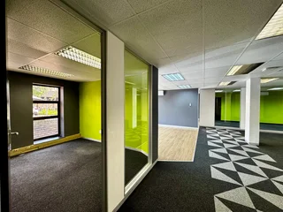 Prime Office Space to Let - Hurlingham Office Park, Bryanston