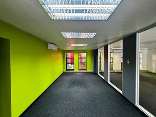 Prime Office Space to Let - Hurlingham Office Park, Bryanston