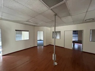 First Floor Office Space to Let – White Thorn Office Park, Allen’s Nek, Roodepoort