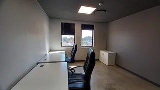 34 Square Meter Office To Let In Faerie Glen – Fully Serviced &amp; Furnished Workspace