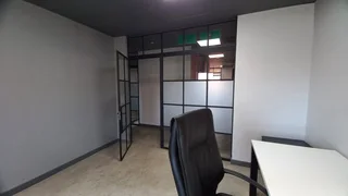 34 Square Meter Office To Let In Faerie Glen – Fully Serviced &amp; Furnished Workspace