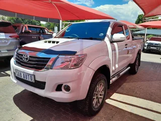 2014 Toyota Hilux 3.0 D-4D Xtra Cab R/Body 4x4 Raider