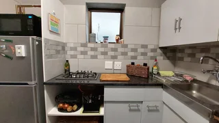 Newly Renovated 1-Bedroom Available in a 2-Bedroom Apartment – Akkerhof