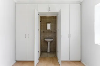 3-Bedroom Home in Secure Kleinbron Park Estate