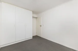 Light-Filled Two-Bedroom Apartment with Large Balcony &amp; Pool Access — Durbanville