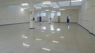 470m² INDUSTRIAL PREMISES IN SECURE BUSINESS PARK