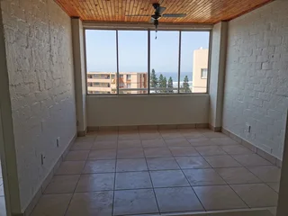 Gorgeous 2-Bedroom And 2-Bath Seaside Flat