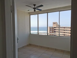 Gorgeous 2-Bedroom And 2-Bath Seaside Flat