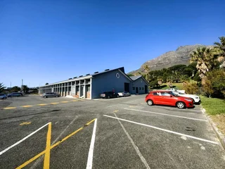 996m² A-Grade Industrial Space To Let in Woodstock