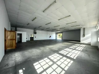 996m² A-Grade Industrial Space To Let in Woodstock