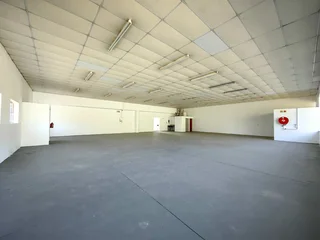 996m² A-Grade Industrial Space To Let in Woodstock