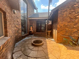 Secure 5-Bedroom And 2-Bedroom House In Migmatite Drive, Zwartkop