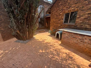 Secure 5-Bedroom And 2-Bedroom House In Migmatite Drive, Zwartkop