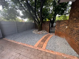 Secure 5-Bedroom And 2-Bedroom House In Migmatite Drive, Zwartkop