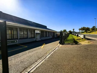 996m² A-Grade Industrial Space To Let in Woodstock