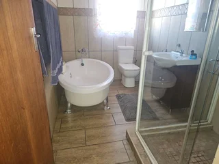 Family Home – Low Maintenance, Warm &amp; Move-In Ready