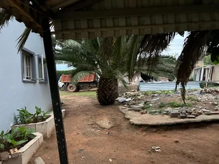 Investment Property on a Double Stand FOR SALE