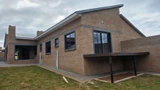 House For Sale in Mossel Bay