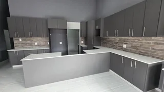 House For Sale in Island View, Mossel Bay