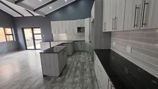 House For Sale in Mossel Bay