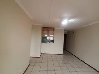 2 Bedroom with views  and  Parking to Let