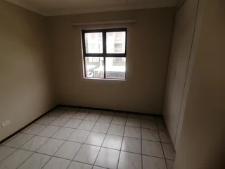 2 Bedroom with views  and  Parking to Let