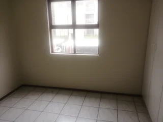 2 Bedroom with views  and  Parking to Let