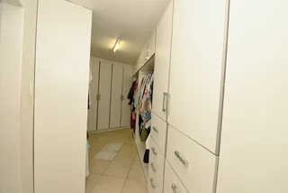 Freestanding 4 Bedroom Home in Southgate For Sale