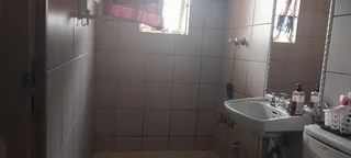 SOLE MANDATE: CALLING ALL INVESTORS – GREAT INCOME OPPORTUNITY OR TURN THIS INTO YOUR DREAM HOME