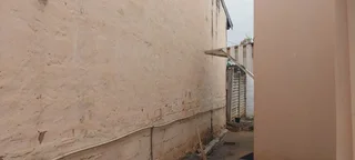 SOLE MANDATE: CALLING ALL INVESTORS – GREAT INCOME OPPORTUNITY OR TURN THIS INTO YOUR DREAM HOME