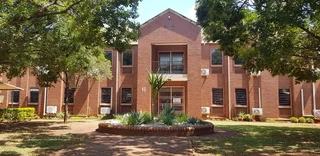 544 square meter commercial space for sale in Die Hoewes with great access to transport