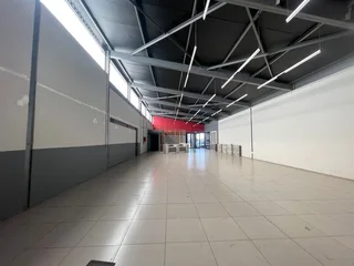 Prime Retail Space to Let - Venters Centre, Boksburg