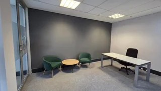 98 Square meter furninshed Commercial unit to let in the Hub of Highveld with Back up power